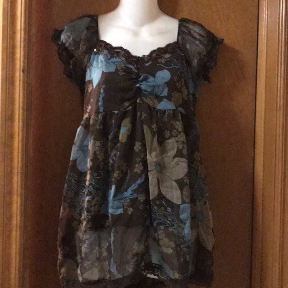 Floral sheer blouse